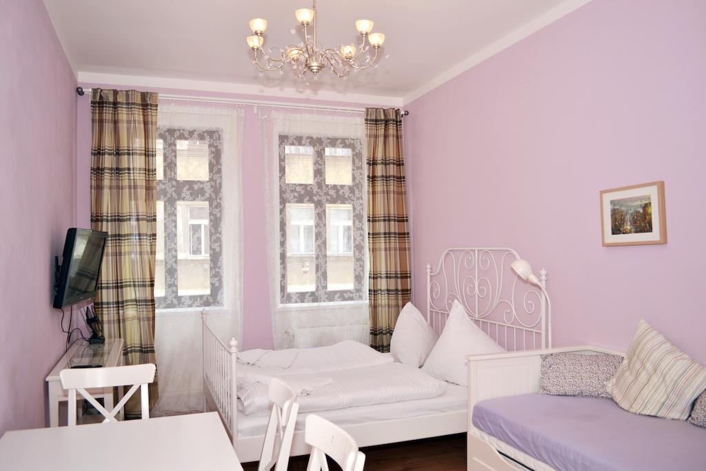 Ruterra Apartment Cimburkova Praha Pokoj fotografie